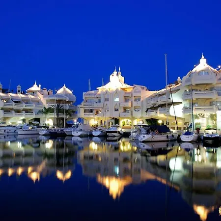 Apartment Benalbeach. 1º Linea De Playa.